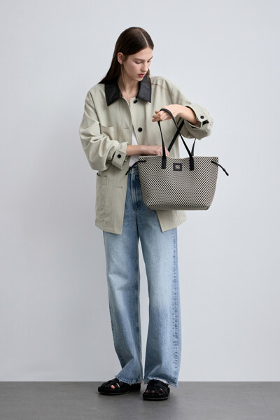 ROUGE&LOUNGE 에센자 숄더