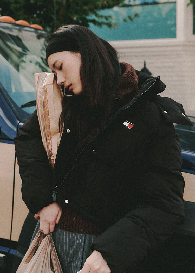 【新品未使用❗️】TMMMY JEANS ホワイト ショート丈 ジャケット☆ 新品未使用❗️】TMMMY JEANS ホワイト ショート丈 ジャケット☆ TOMMY