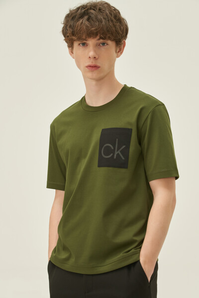CK 로고 소프트 새틴 티셔츠