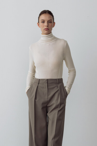 Lining Turtle-neck Jersey Top Cream (JWTS2F903IV)