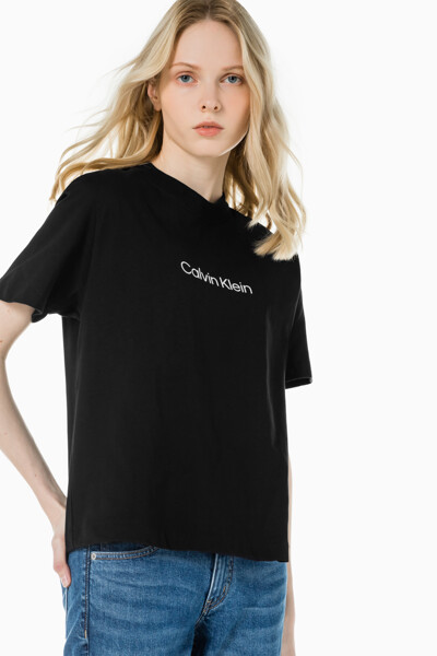 여성 릴렉스핏 스탠다드 로고 반팔 티셔츠 40WH113-001 40WH113001