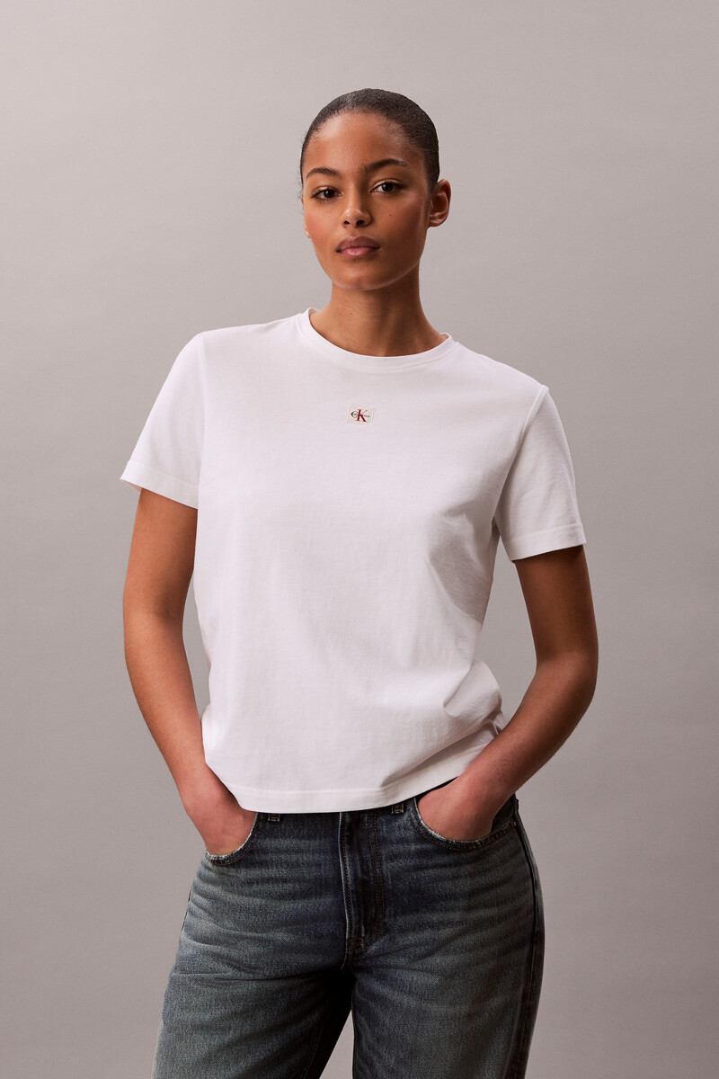 Calvin Klein Jeans [CK] 여성 우븐라벨 클래식 핏 티 47F227G YAF