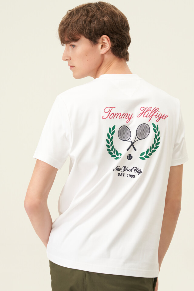 테니스 클럽 백 그래픽 티셔츠