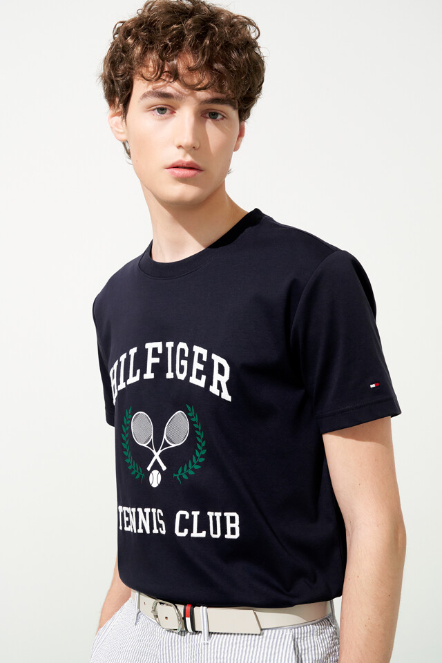 테니스 클럽 라지 그래픽 티셔츠