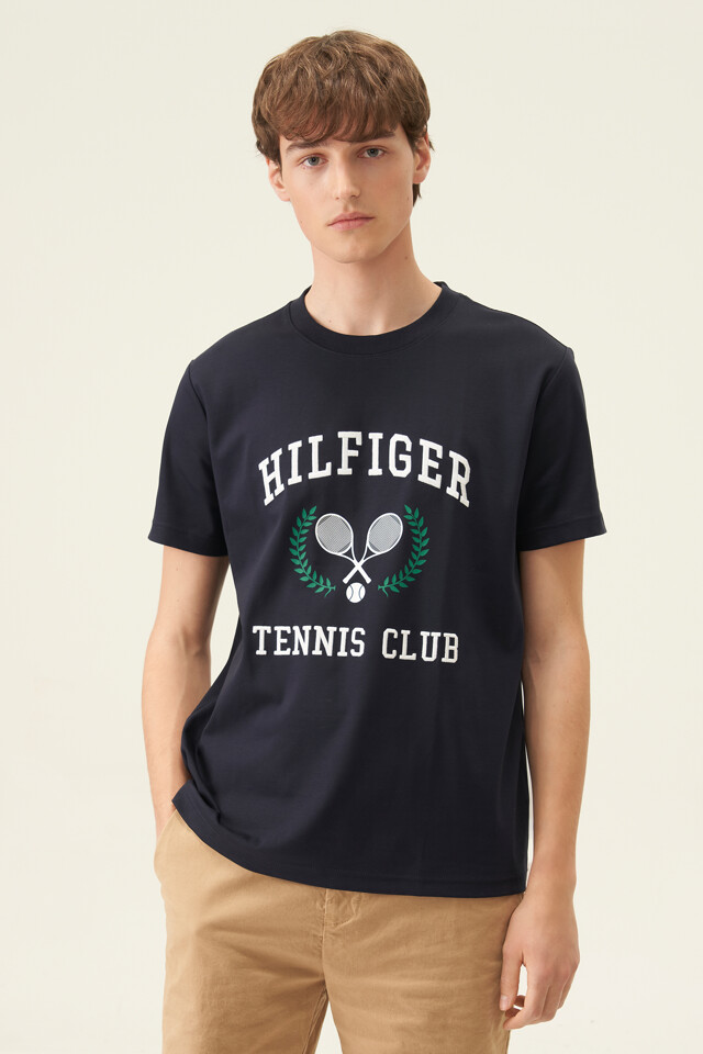 테니스 클럽 라지 그래픽 티셔츠