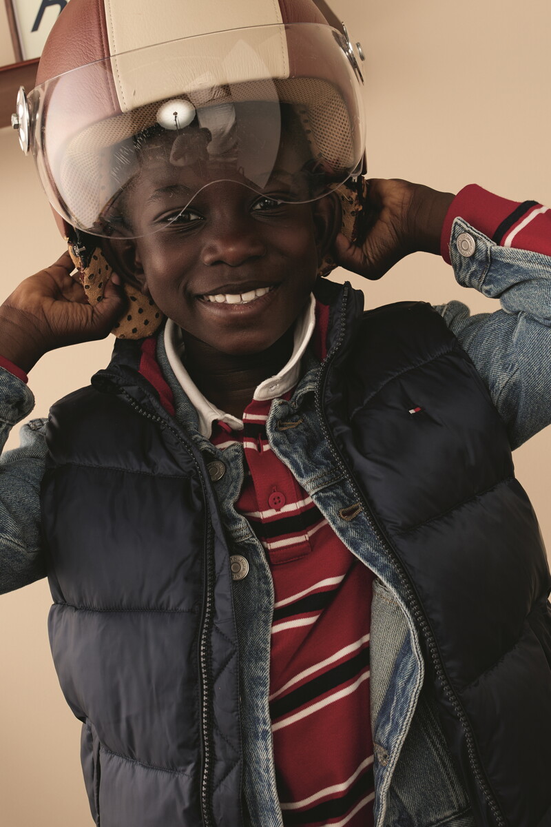 TOMMY HILFIGER KIDS 에센셜 패딩 베스트