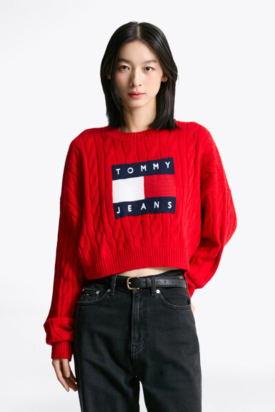 TOMMY JEANS 박시 센터 플래그 스웨터