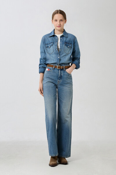 TOMMY JEANS 클레어 와이드 핏 하이라이즈 워시드 데님 팬츠